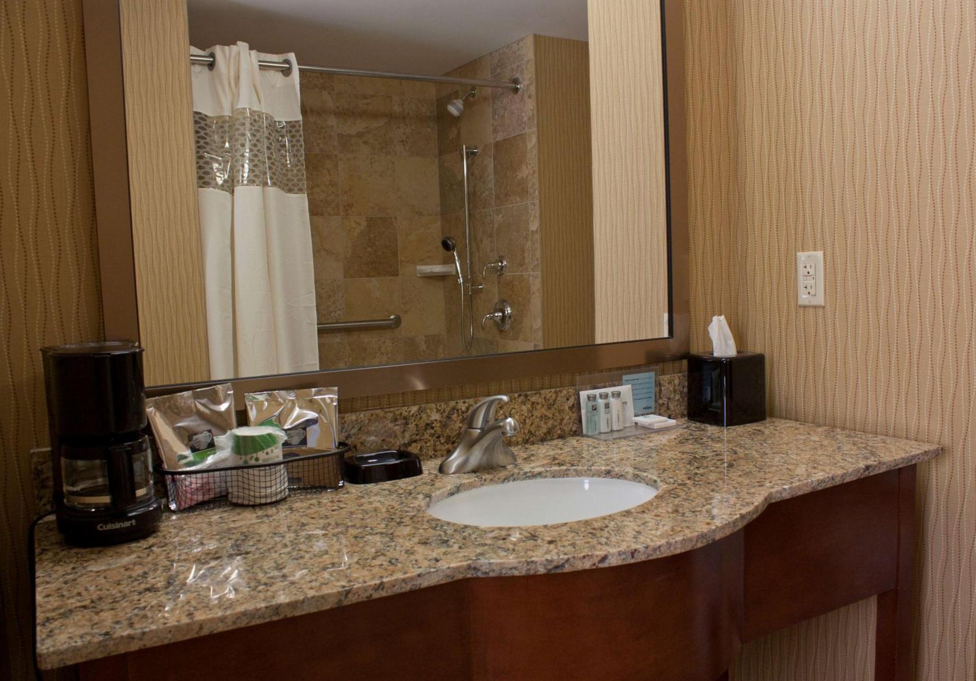 Hampton Inn - Burlington Dış mekan fotoğraf